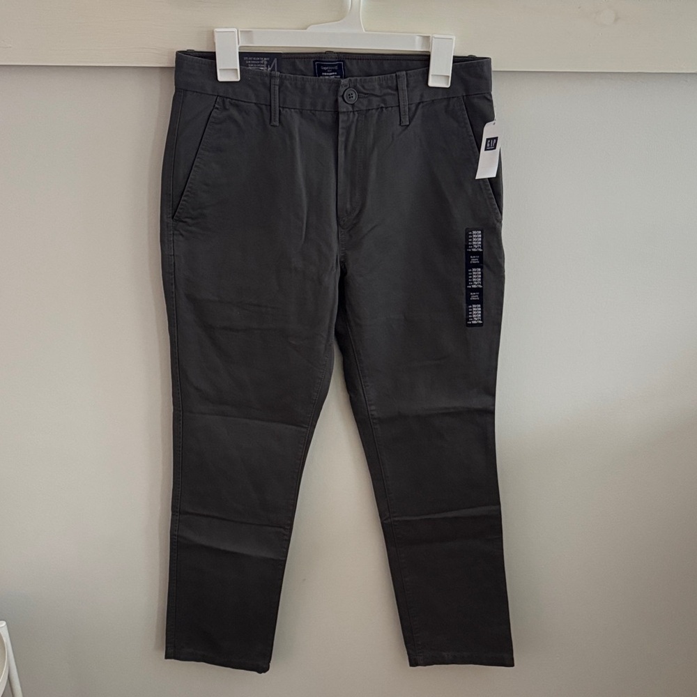 Gap Men’s Gap Khakis Lived-In Slim Khaki Gray Pants Chinos 30x28 NWT